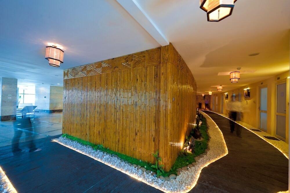Muong Thanh Grand Hanoi Hotel Esterno foto