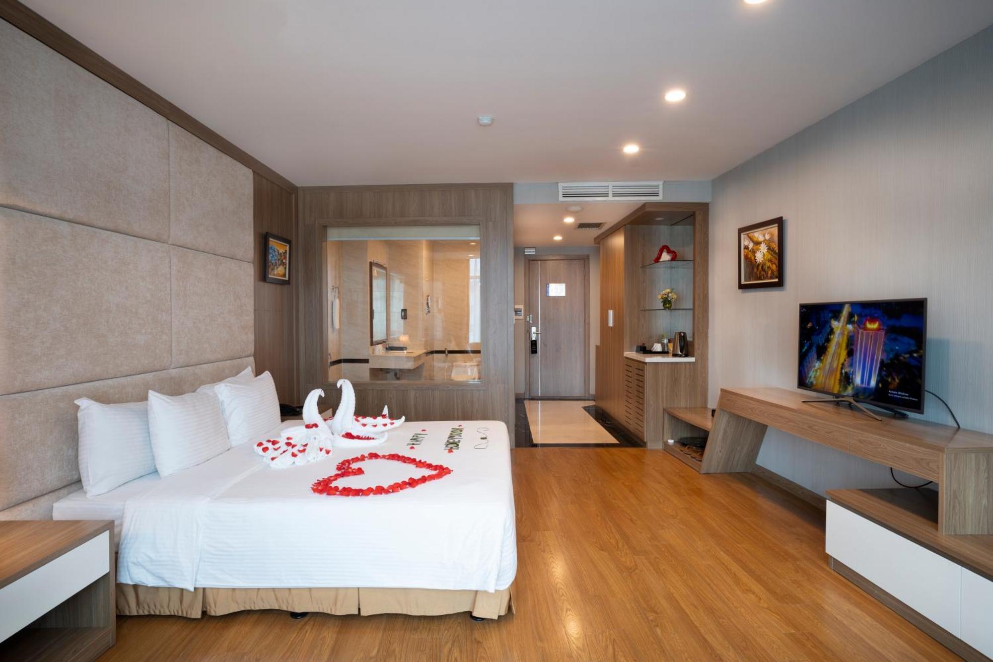 Muong Thanh Grand Hanoi Hotel Esterno foto